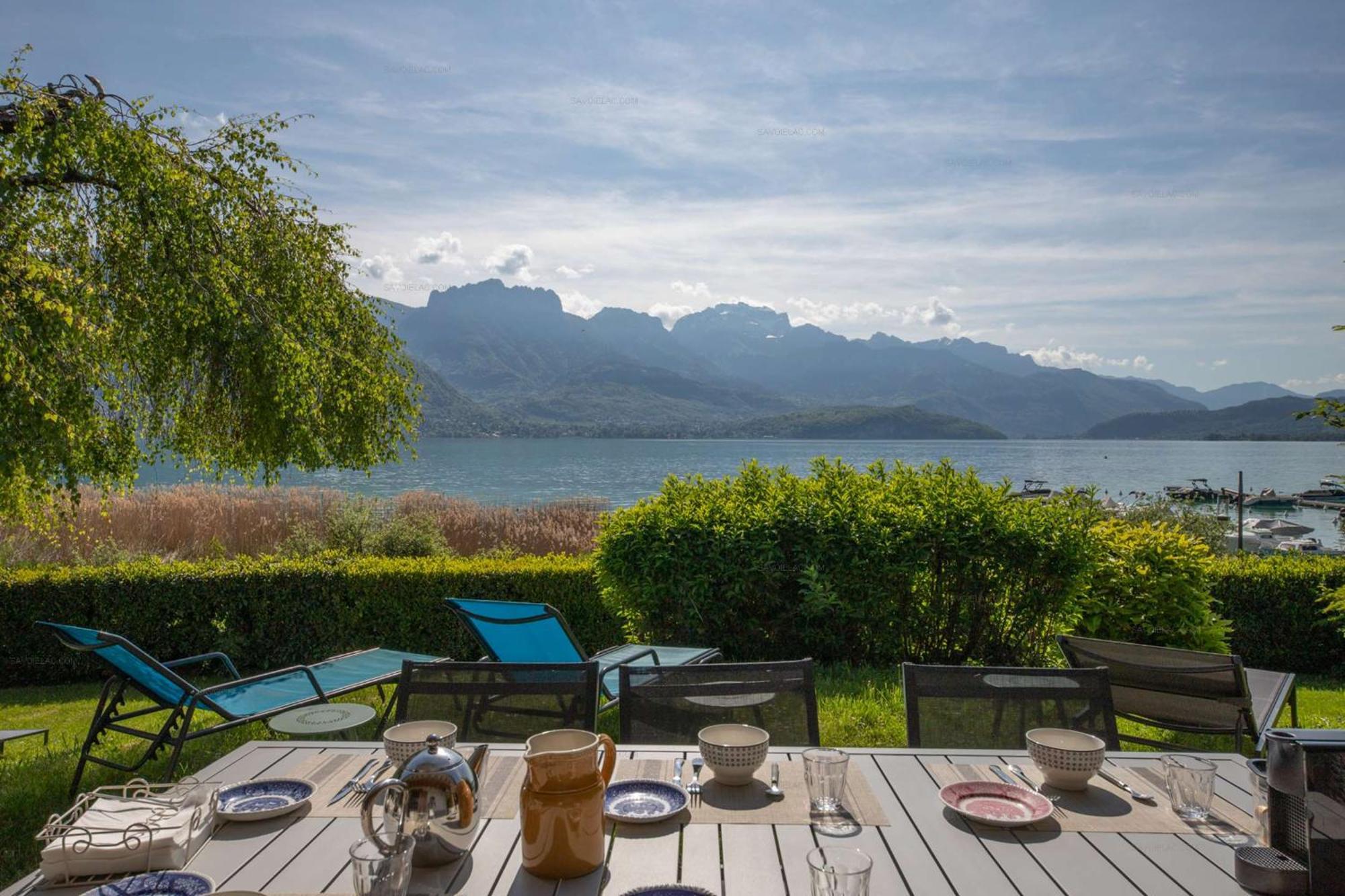 Savoielac - Lac D'Annecy - Sevrier - Bord De Lac : Villa Poisson Rouge Esterno foto